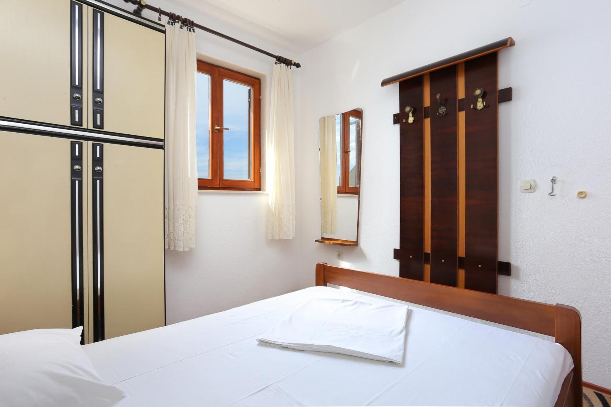 Apartments By The Sea Stanici, Omis - 1028 Tice Room photo